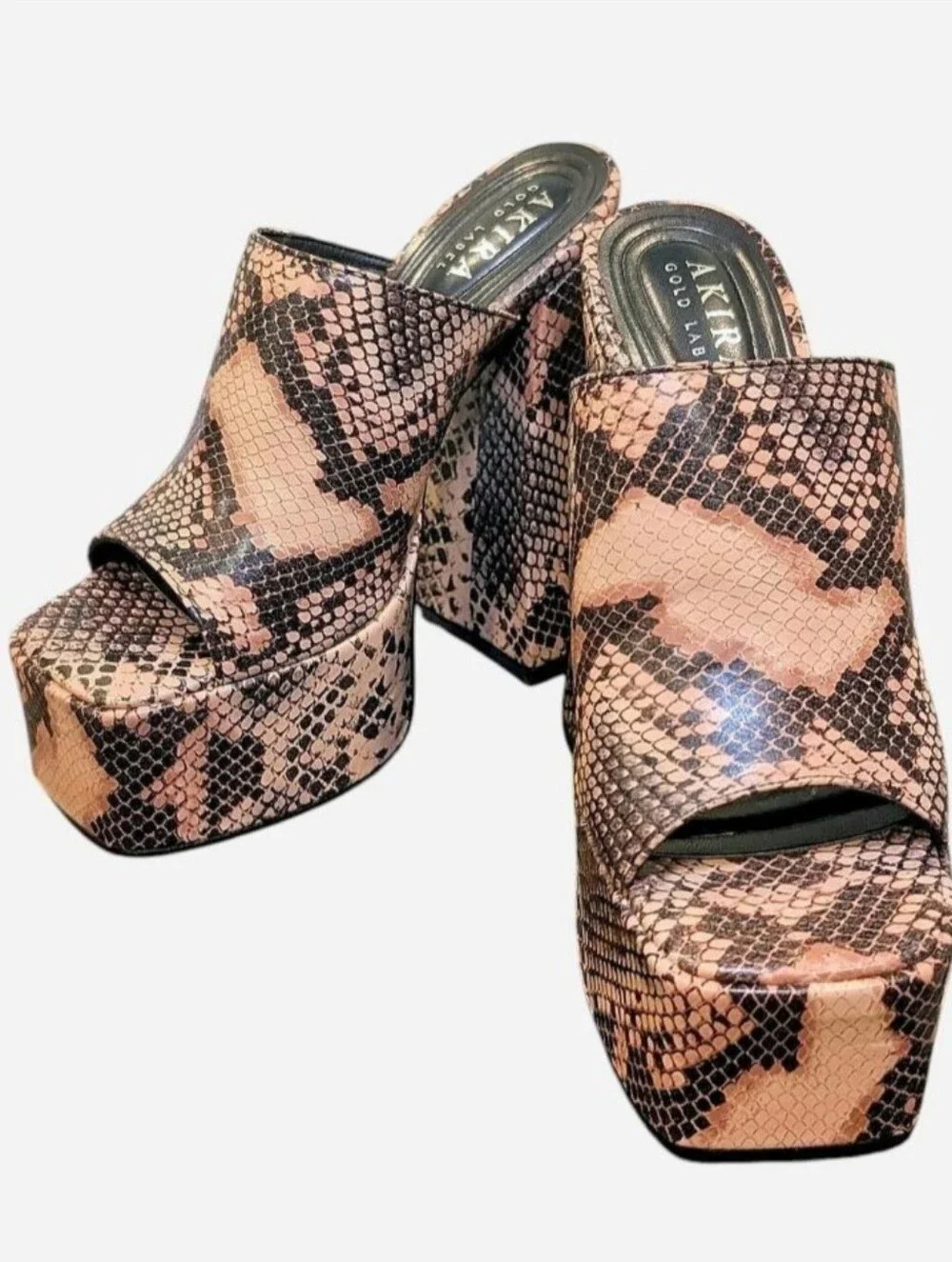NIB AZALEA WANG FIKILE BLACKSNAKE PLATFORM MULES Size 8